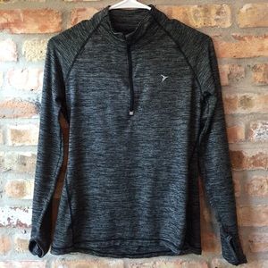 Old Navy Performance 1/4 zip pullover